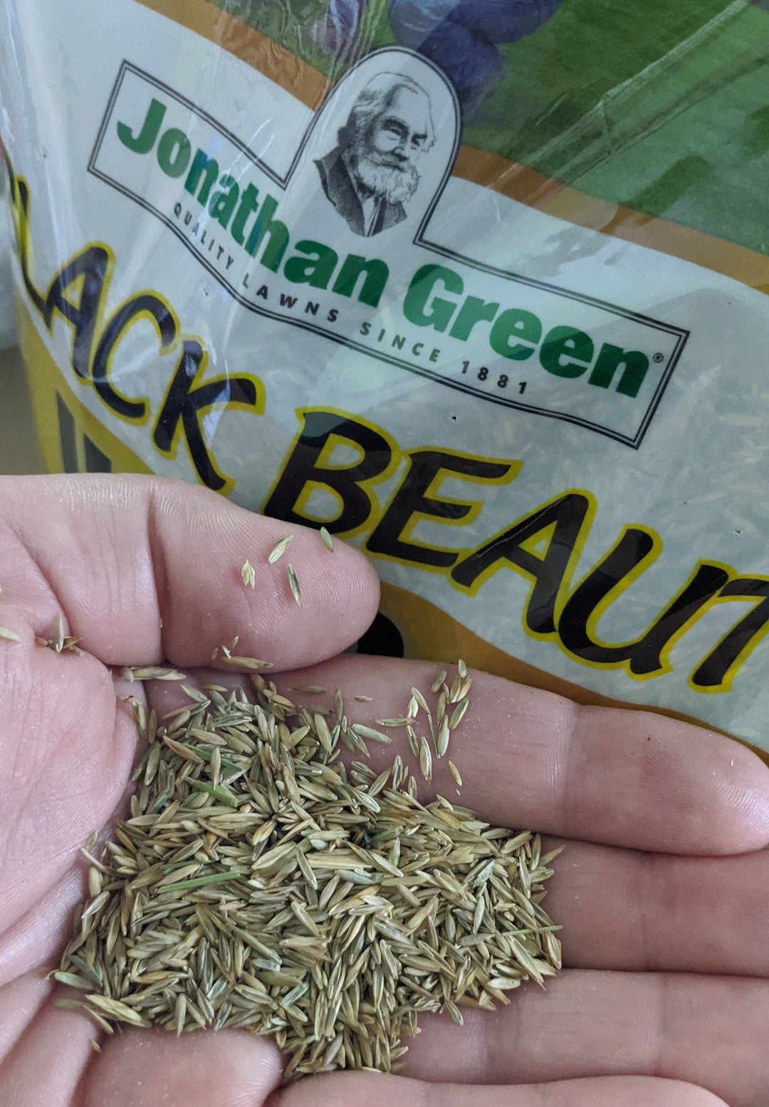 Black Beauty Ultra Grass Seed Jonathan Green LawnCareNut